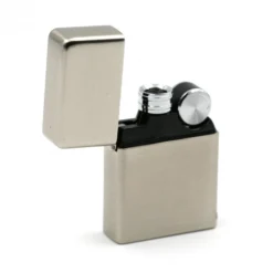 Briquet USB E-flame - Couleur Aluminium -Promos Nid Objet Magasin briquet usb e flame couleur aluminium 1