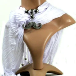 Echarpe Blanche Avec Bijou Moustache En Strass -Promos Nid Objet Magasin echarpe blanche avec bijou moustache en strass 2