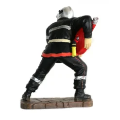 Figurine En Résine : Pompier Déroulant Tuyau -Promos Nid Objet Magasin figurine en resine pompier deroulant tuyau 2