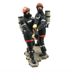 Jeunes Sapeurs Pompier Avec Lance à Incendie 6 Jeunes Sapeurs Pompier Avec Lance à Incendie -Promos Nid Objet Magasin jeunes sapeurs pompier avec lance a incendie 2