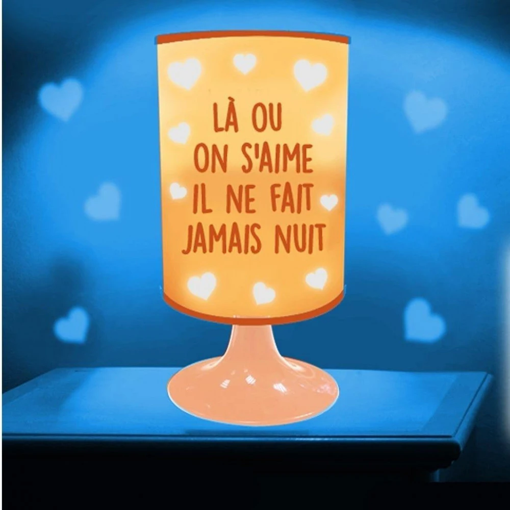 Lampe Projection - Là Ou On S'aime Il Ne Fait Jamais Nuit 1 Lampe Projection - Là Ou On S'aime Il Ne Fait Jamais Nuit